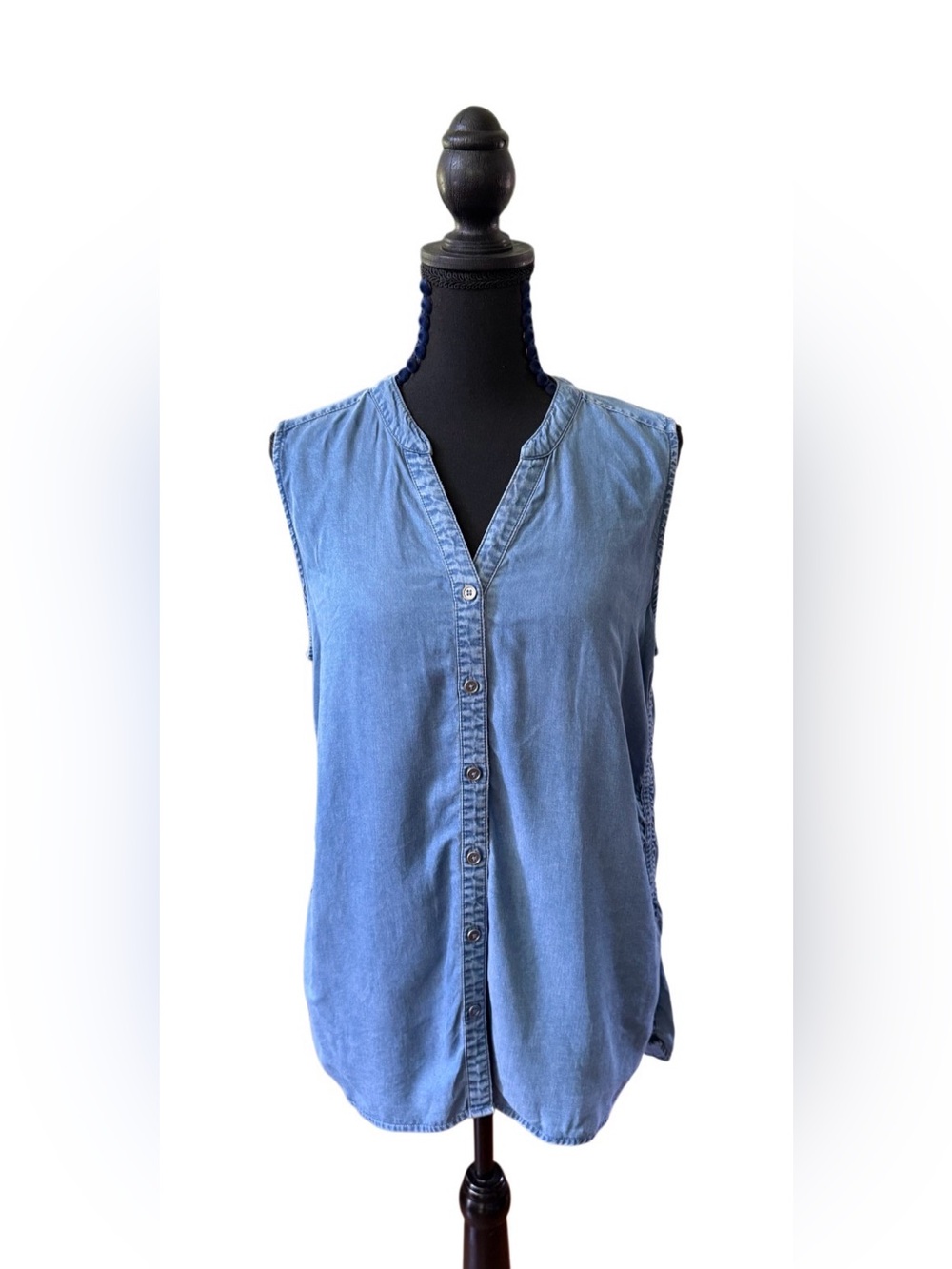 Style & Co. Light Blue Weathered Sleeveless Denim Chambray Button-Down Top